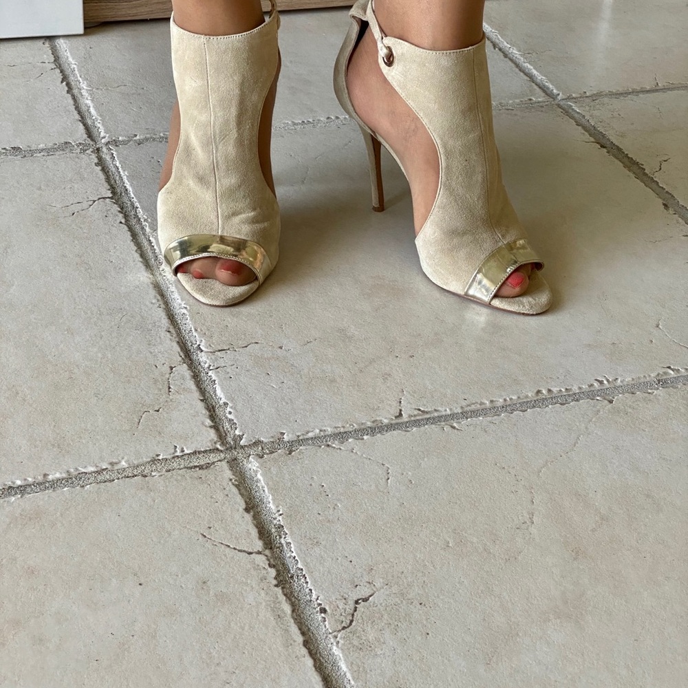 Shoes.